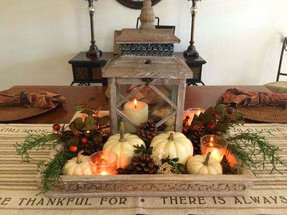 Create an Idyllic Atmosphere with a Fall Table Centerpiece