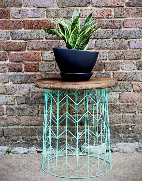 Get an Affordable and Stylish Wire Table