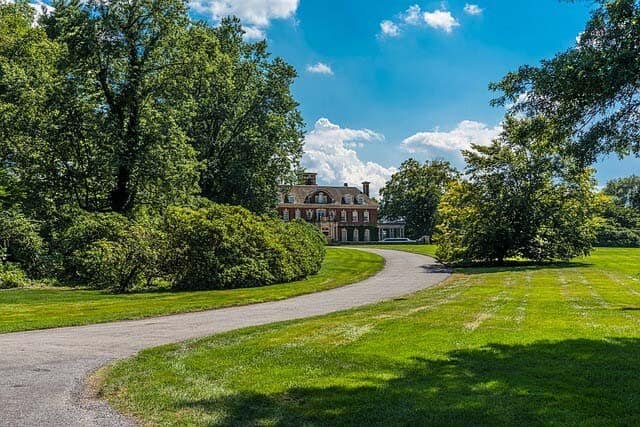 A Winding Driveway Adds Curb Appeal