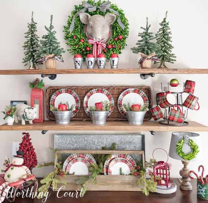 Create a Farmhouse-Inspired Christmas Kitchen Nook