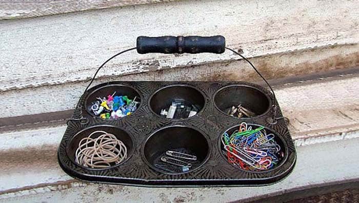 Turn a Cupcake Baking Tray into an Accessories Storage