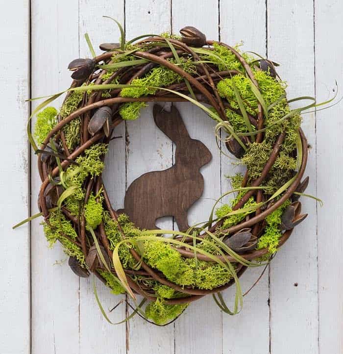 Wood Outline Moss And Twig Wreath