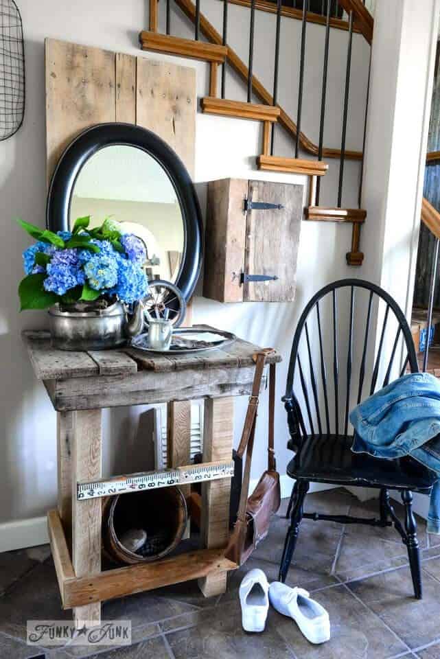 Create a Unique Entryway Table with Upcycled Pallet Wood