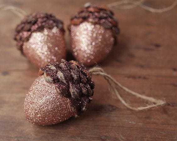 Utilize Rose Gold Acorns for Your Christmas Decorations