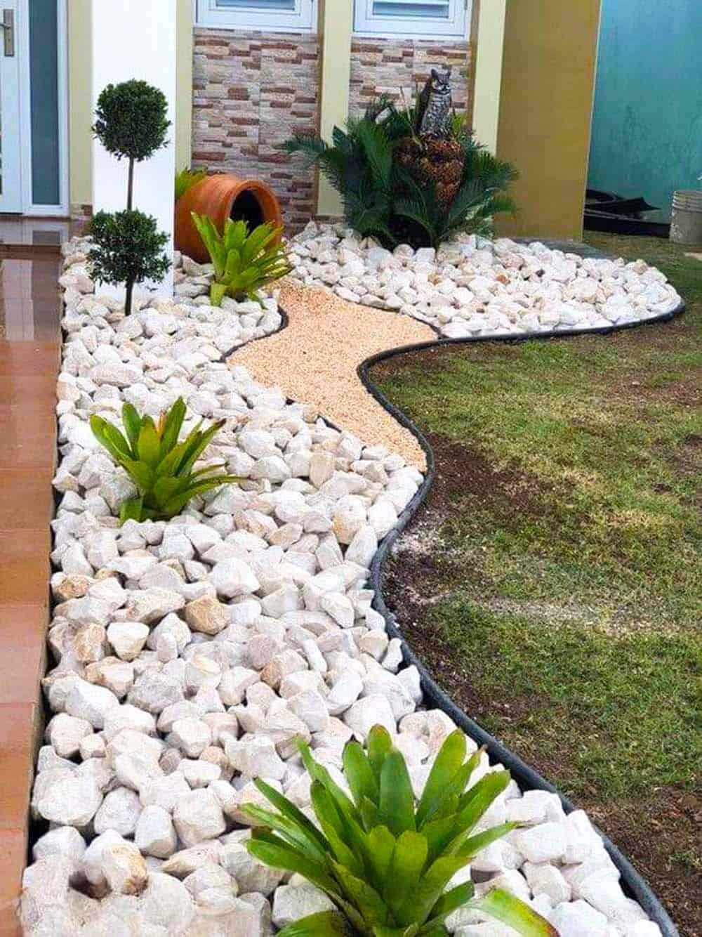 Sculpted Garden Elegance