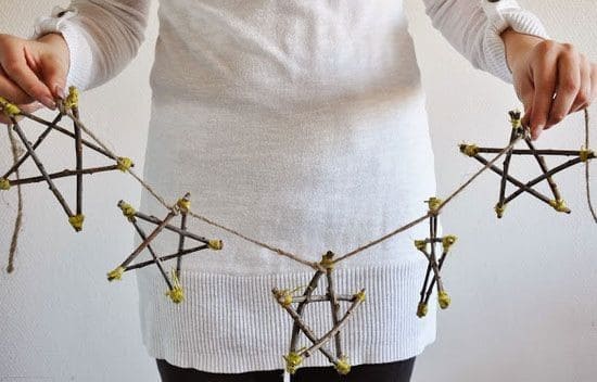 Make a Rustic Twigs Star Garland