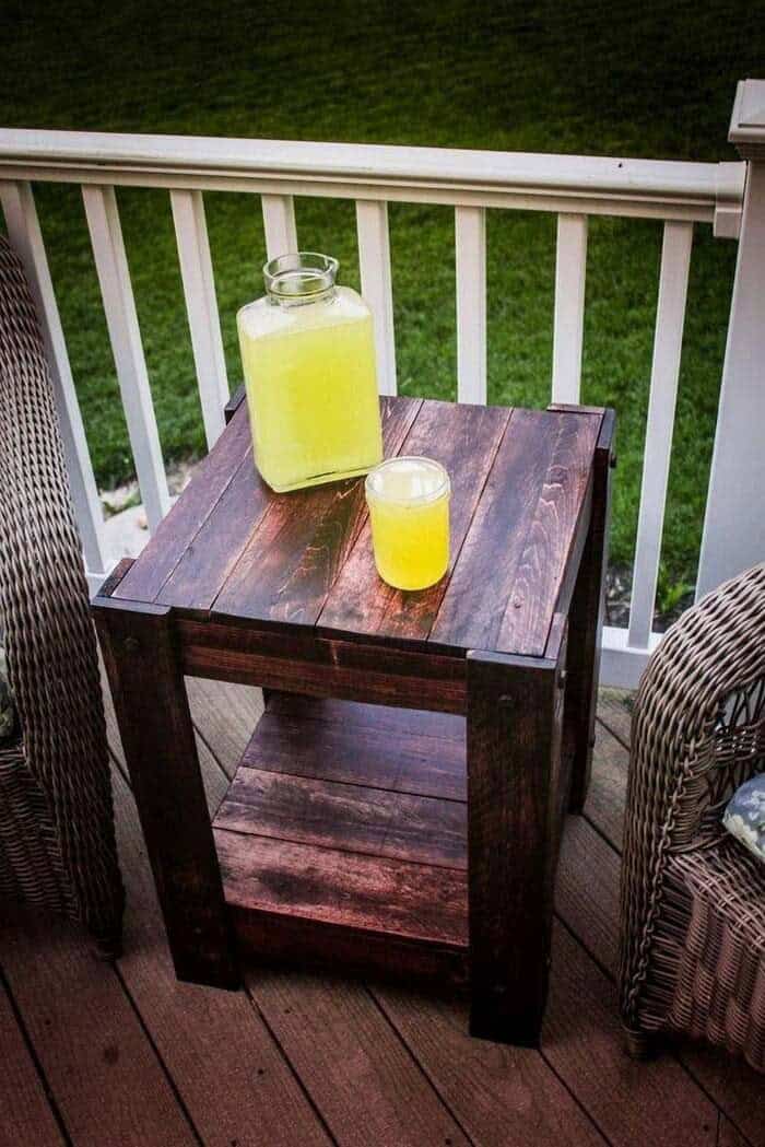 Rustic Walnut-Stained Pallet End Table for Your Patio