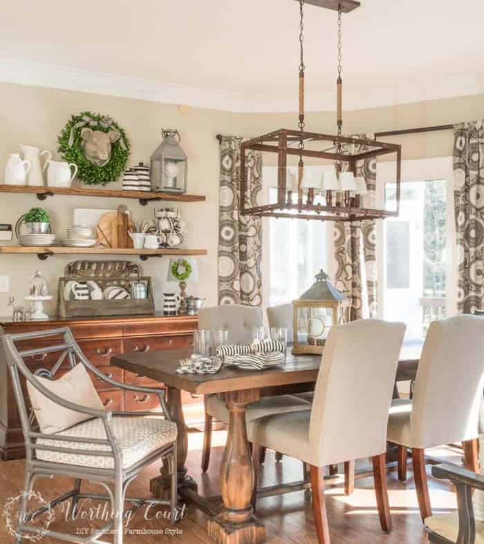 Stunning Farmhouse Chandelier