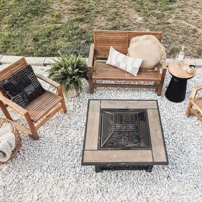 Get Timeless Elegance with Traditional Slat Fire Pit Seats