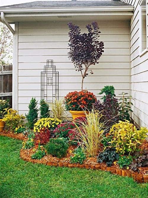 Fill out a Side Corner With Flowers