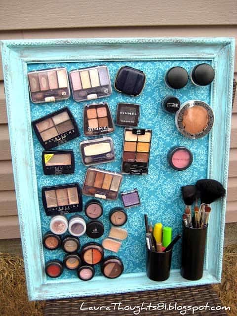 Keep Make-Up in Order with a DIY Magnet Board