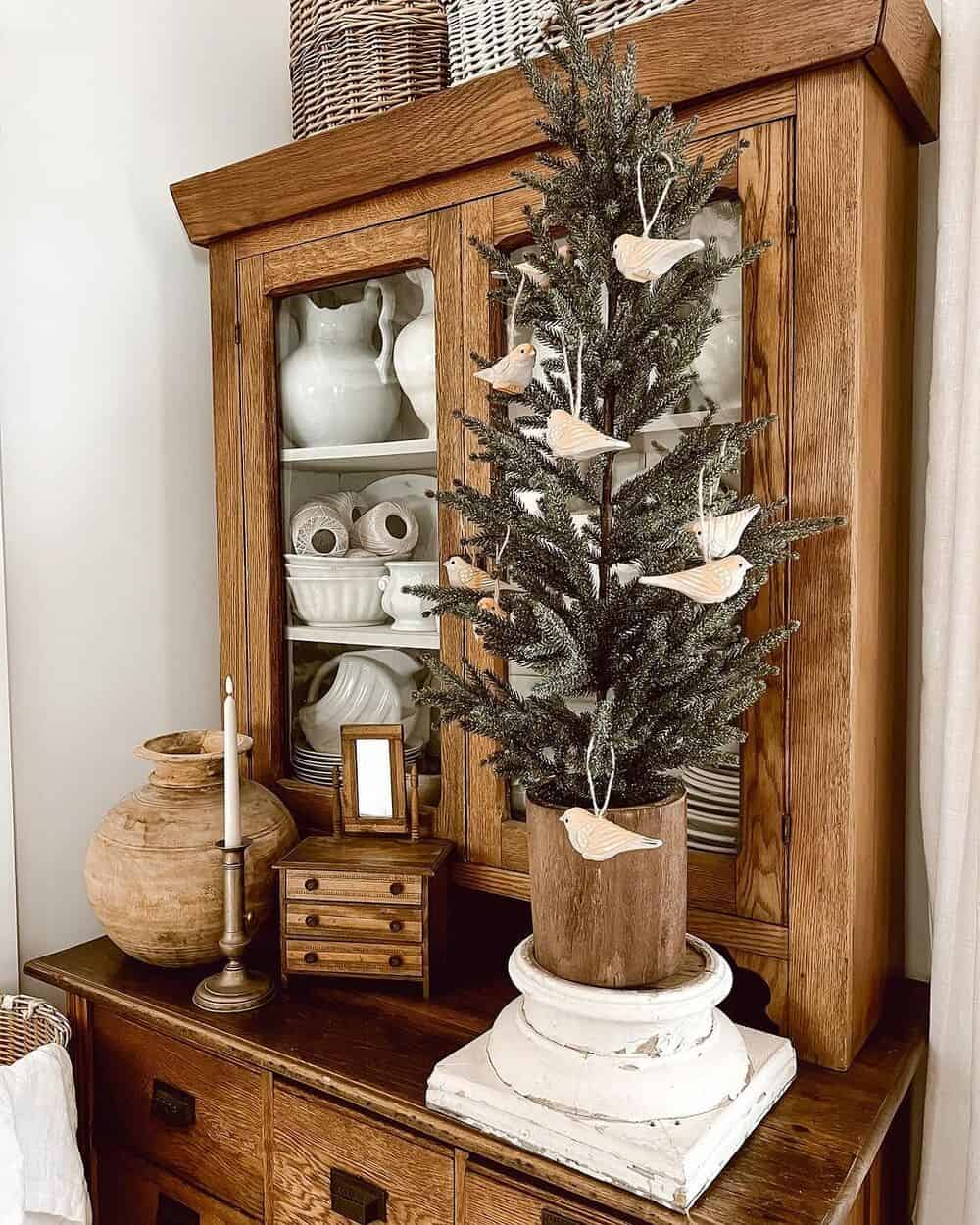 Farmhouse Christmas Decor