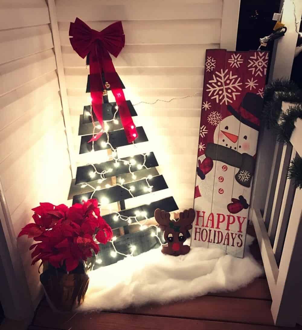 Cozy Up Your Porch with Wooden Christmas Decor