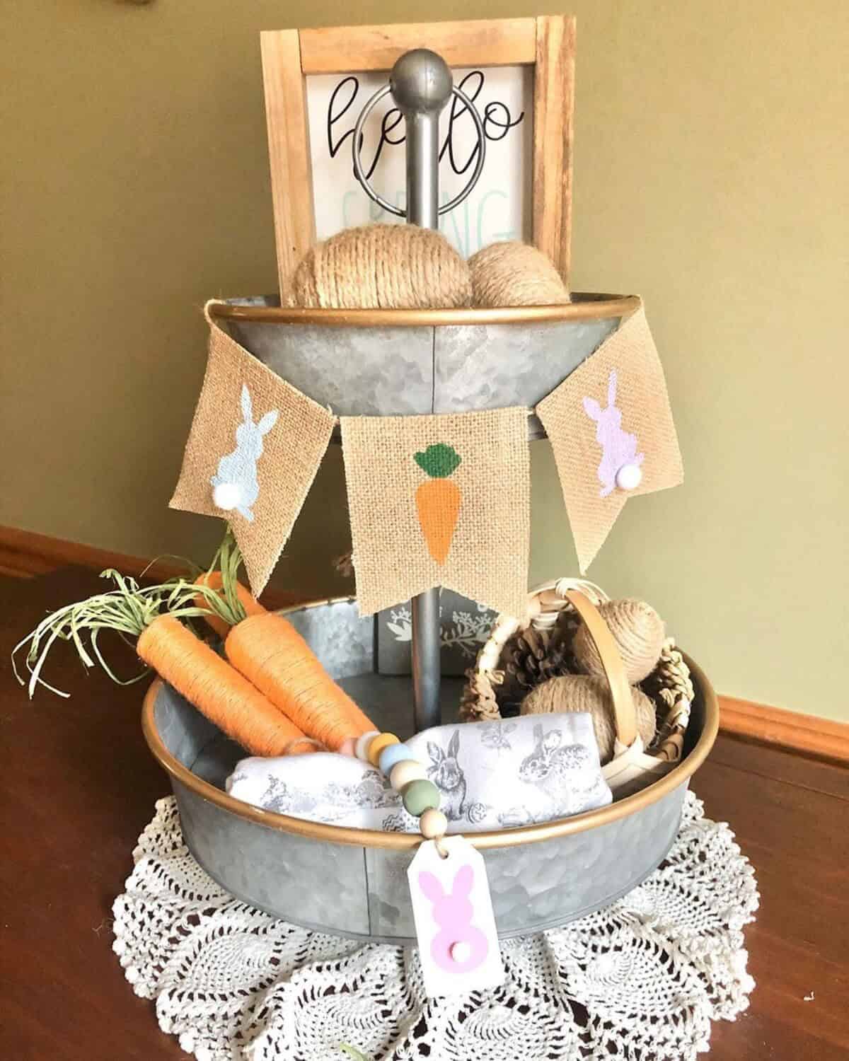 Burlap, Twine And Yarn Decorations