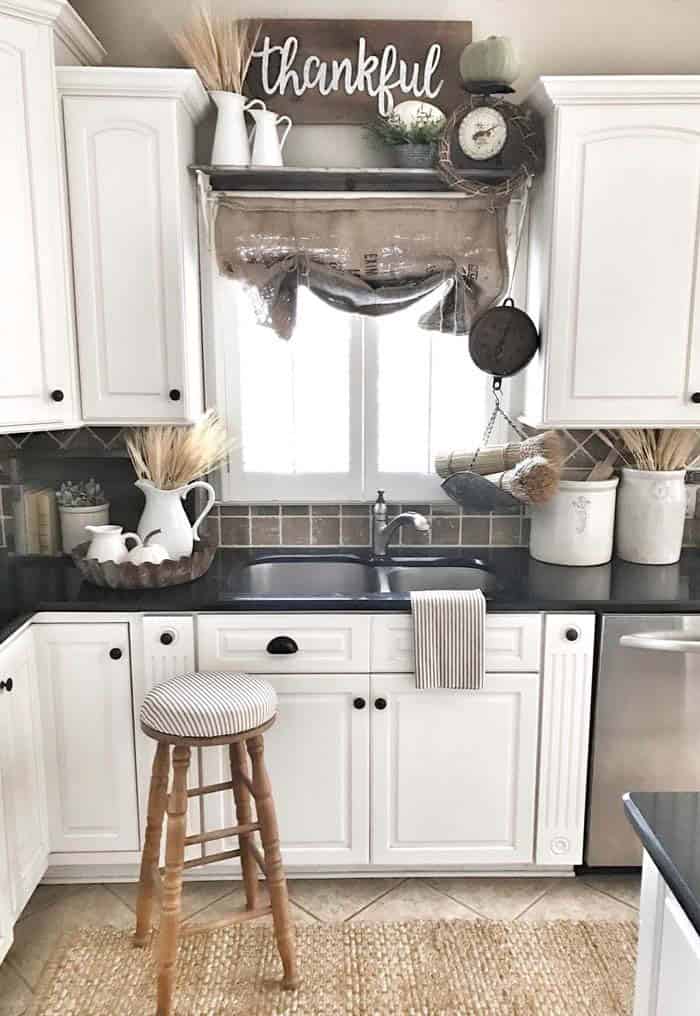 Modern Farmhouse Kitchen with White and Black Palette