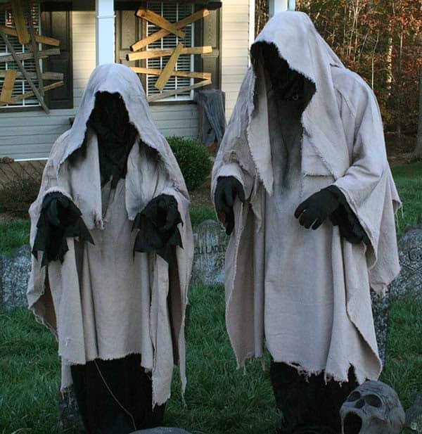 Ghoulish Yard Greeters