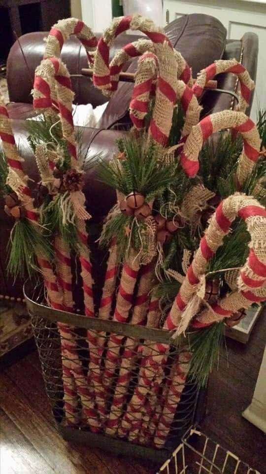 Natural Burlap Candy Cane Cluster