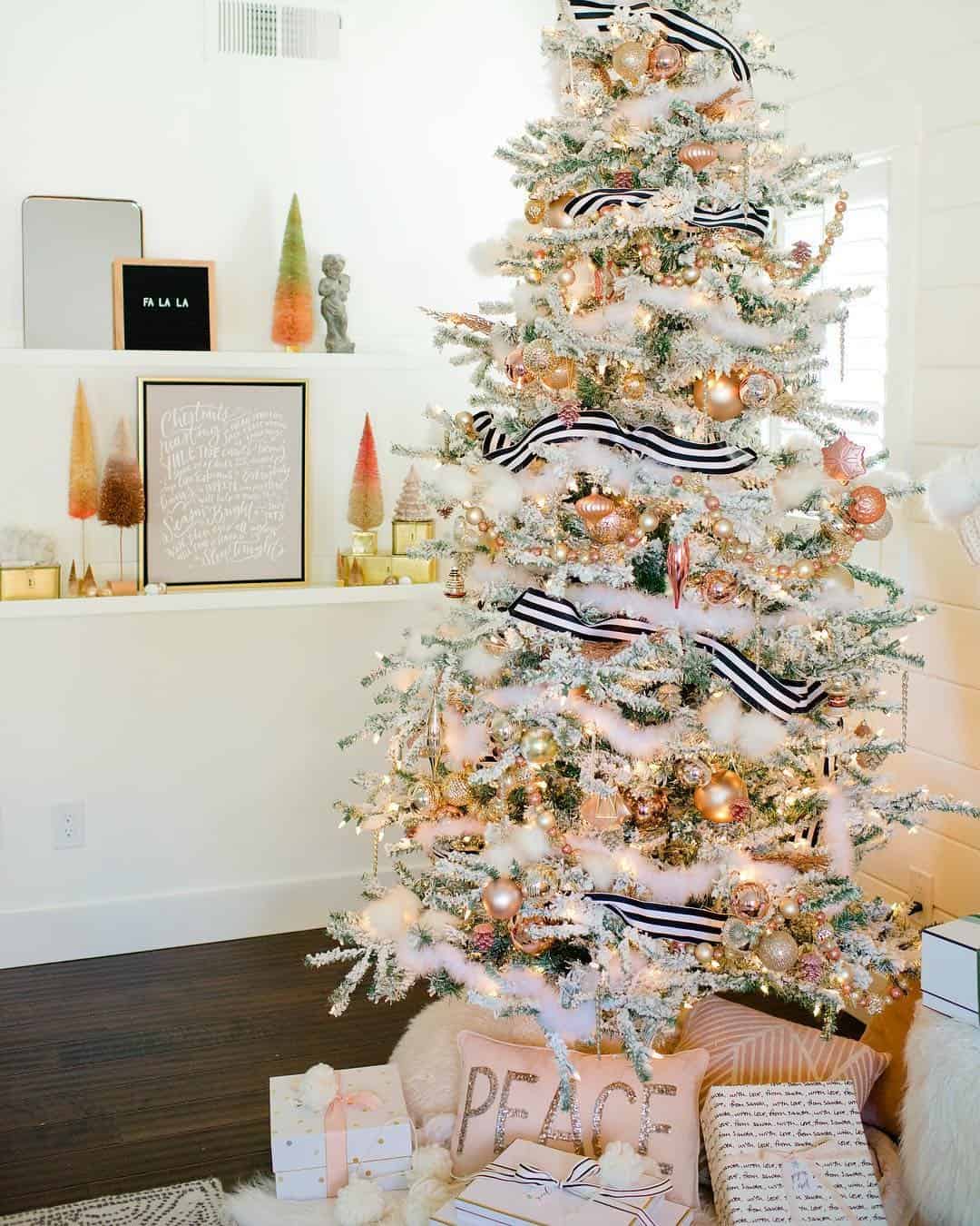 Cheerful Christmas Tree With Rose Gold Ornaments