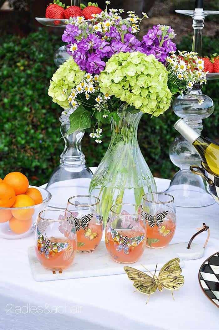 Summer Table Decor With Butterflies