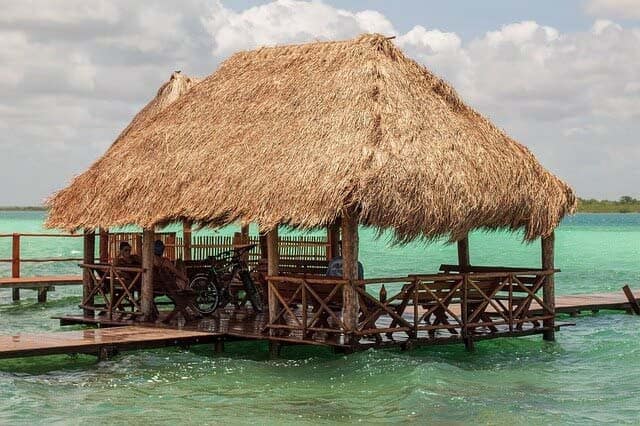 Palapa Roof Is the Ultimate Tropical Covering