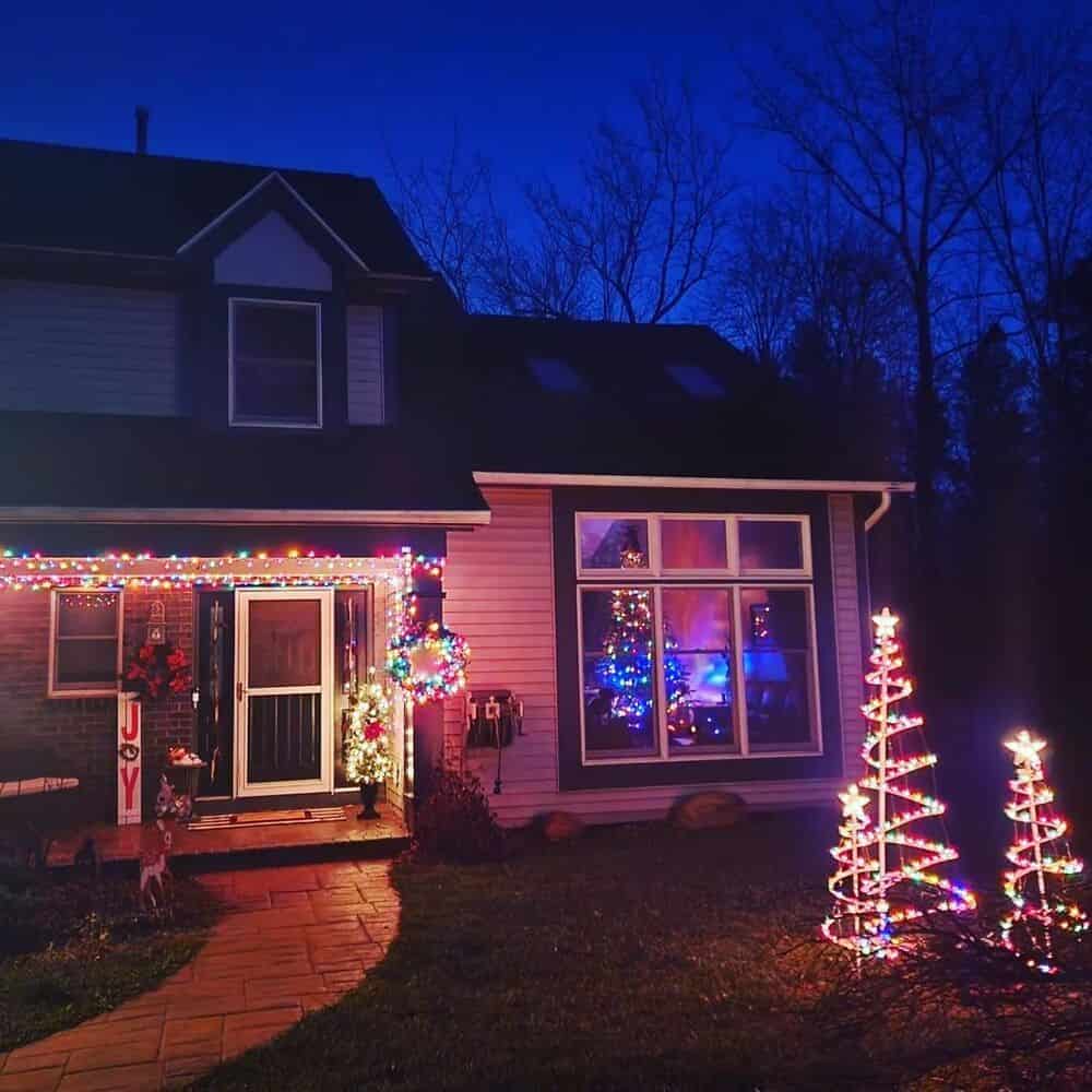 Add Color to Your Facade with Porch Christmas Lights