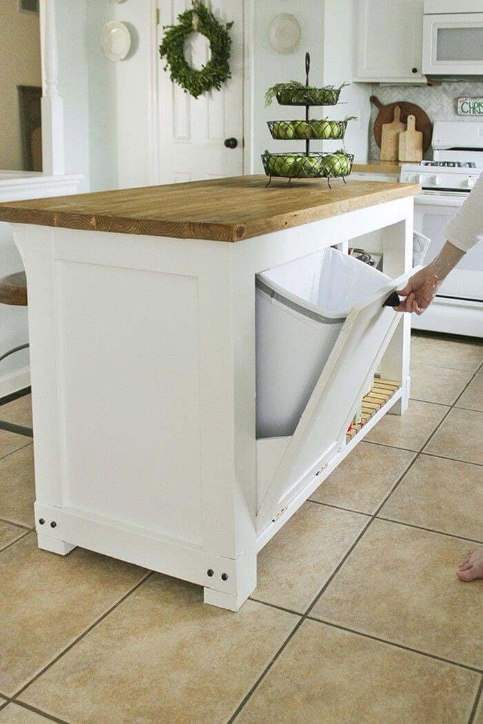 Maximize Space in Your Kitchen with a Multi-Functional Island