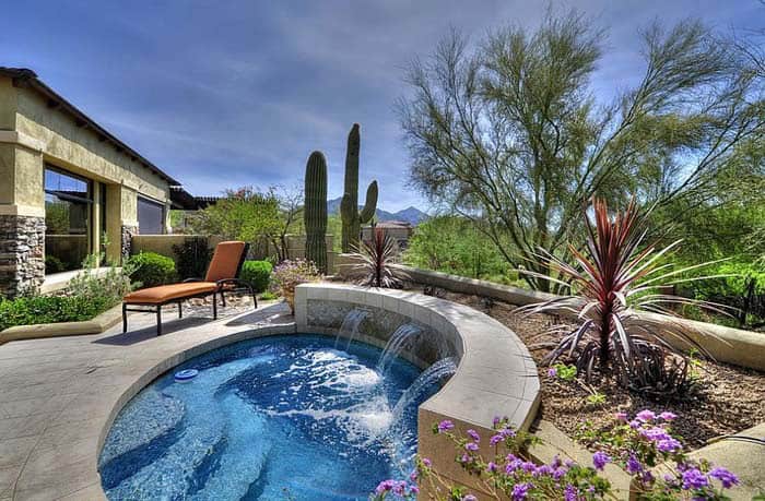 Modernize Your Yard with a Desert Dream Pool