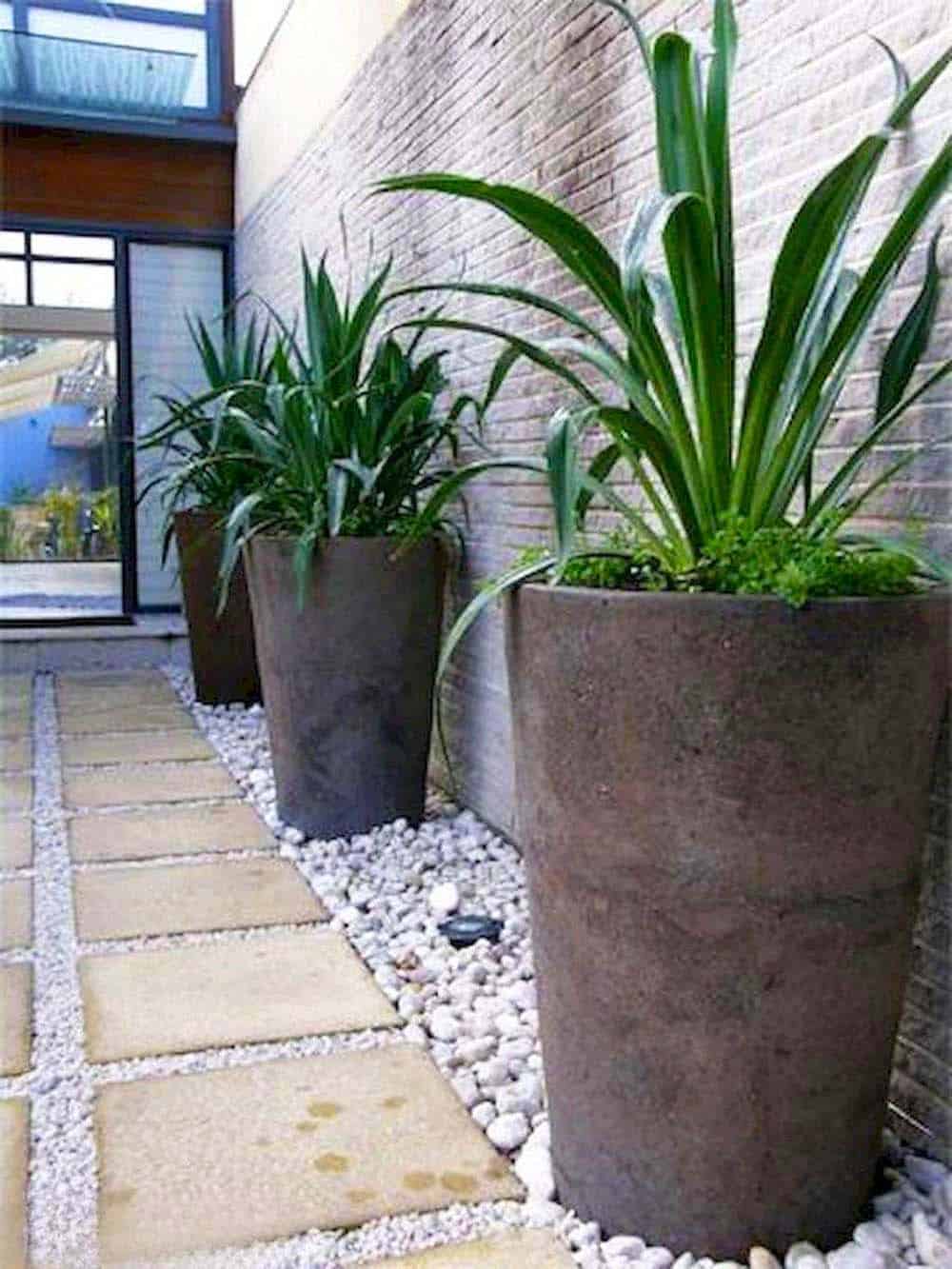 Modern Planter Pathway