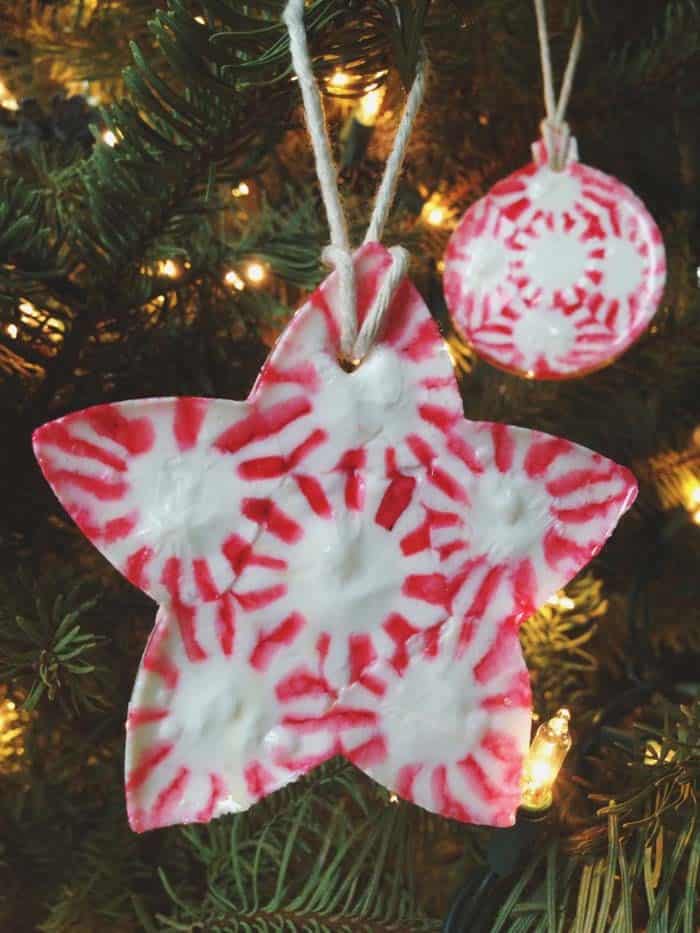 Use Peppermint Ornaments to Enhance Your Home Décor