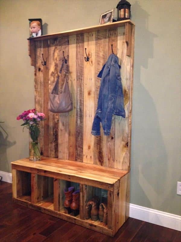 Pallet Slats Hall Tree With Shoe Storage