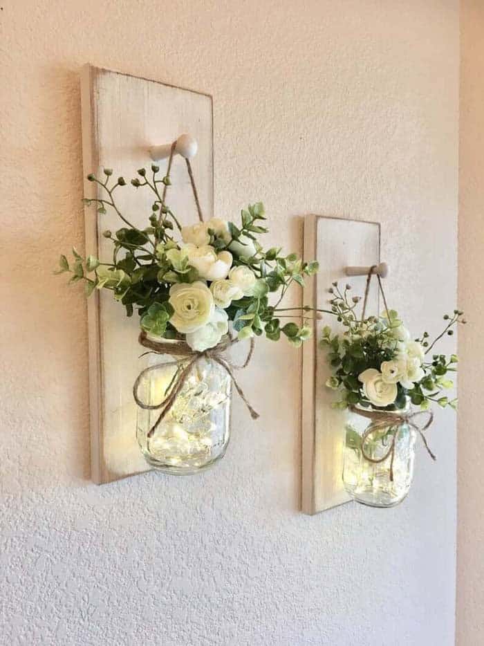 Easy Hanging Mason Jar Décor