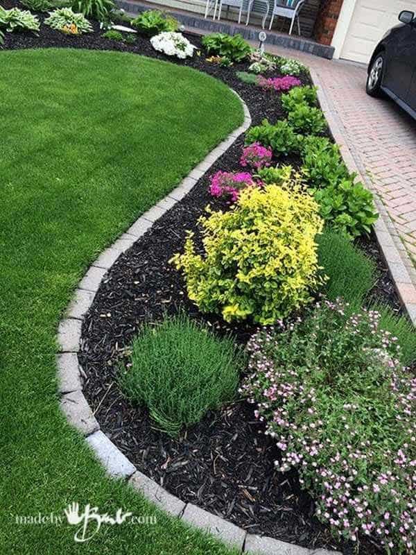 Enhance Your Home’s Landscape with a Curving Garden