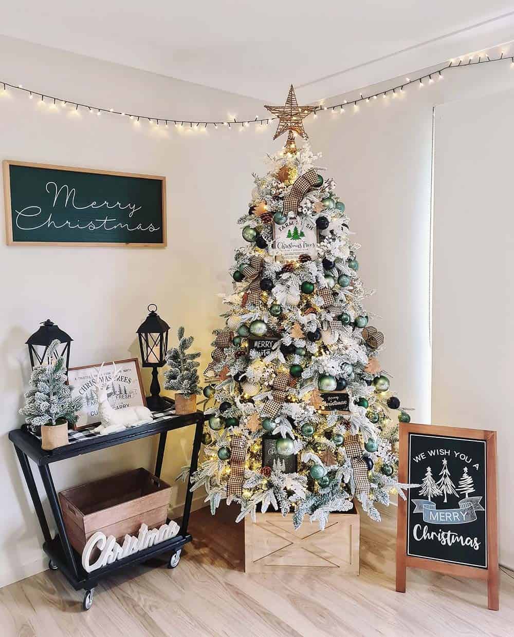 Neutral Themed Tree