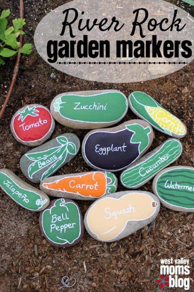 Utilize River Rock Garden Markers with Vegetable Decor