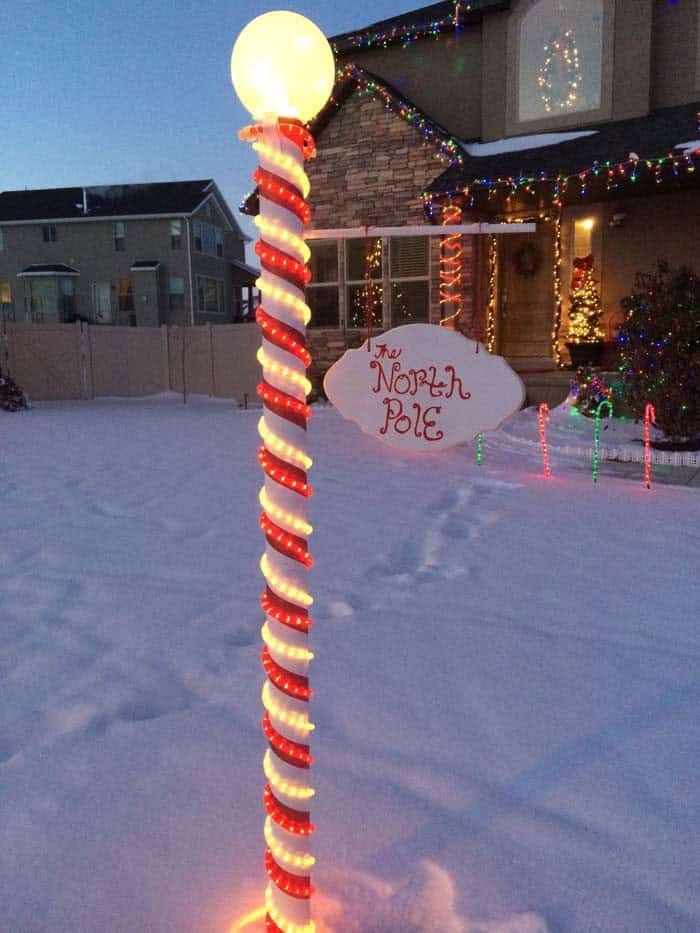 Welcome Santa to the North Pole with Rope Lights Decor