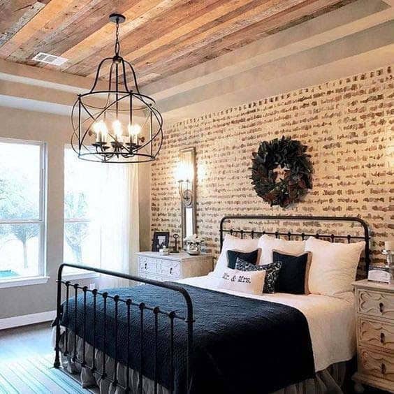 Cozy Rustic Women Bedroom Design