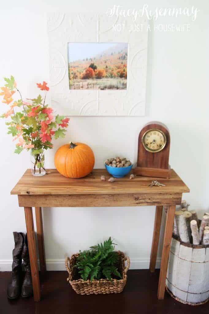 Welcome the Fall Season with an Stunning Entryway Makeover