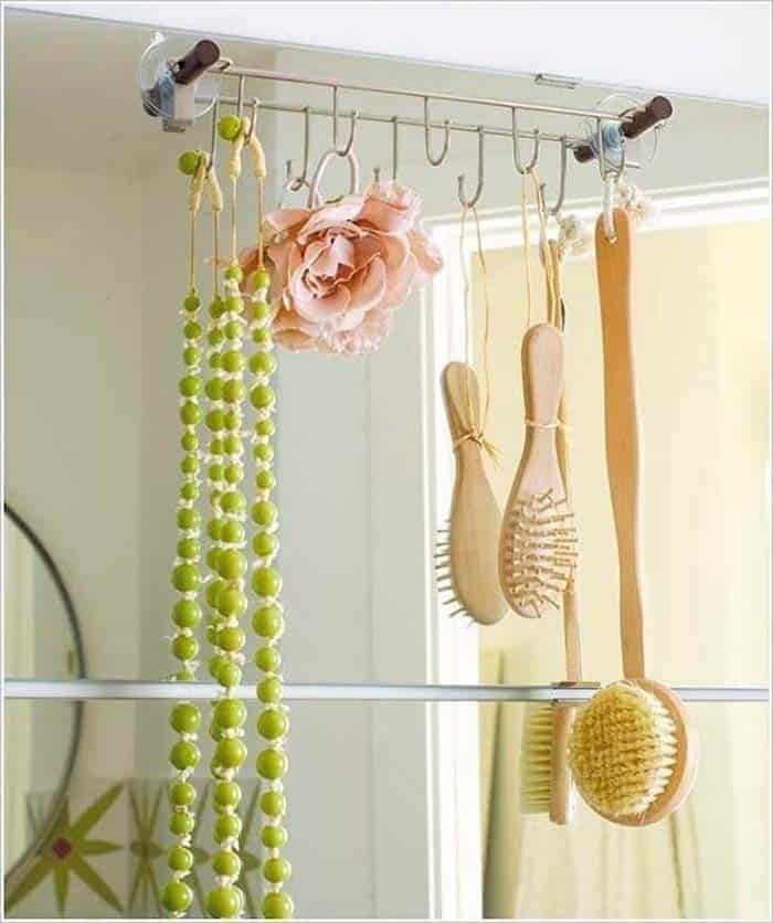 Organize Jewelry and Accessories with Hooks Metal Hanger