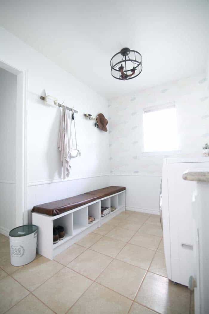 Add A Mudroom To The Laundry Space