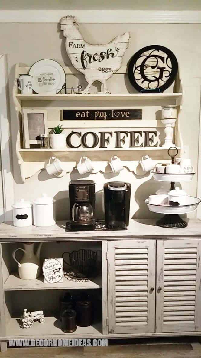 Decorate Your Coffee Bar with a Black and White Palette