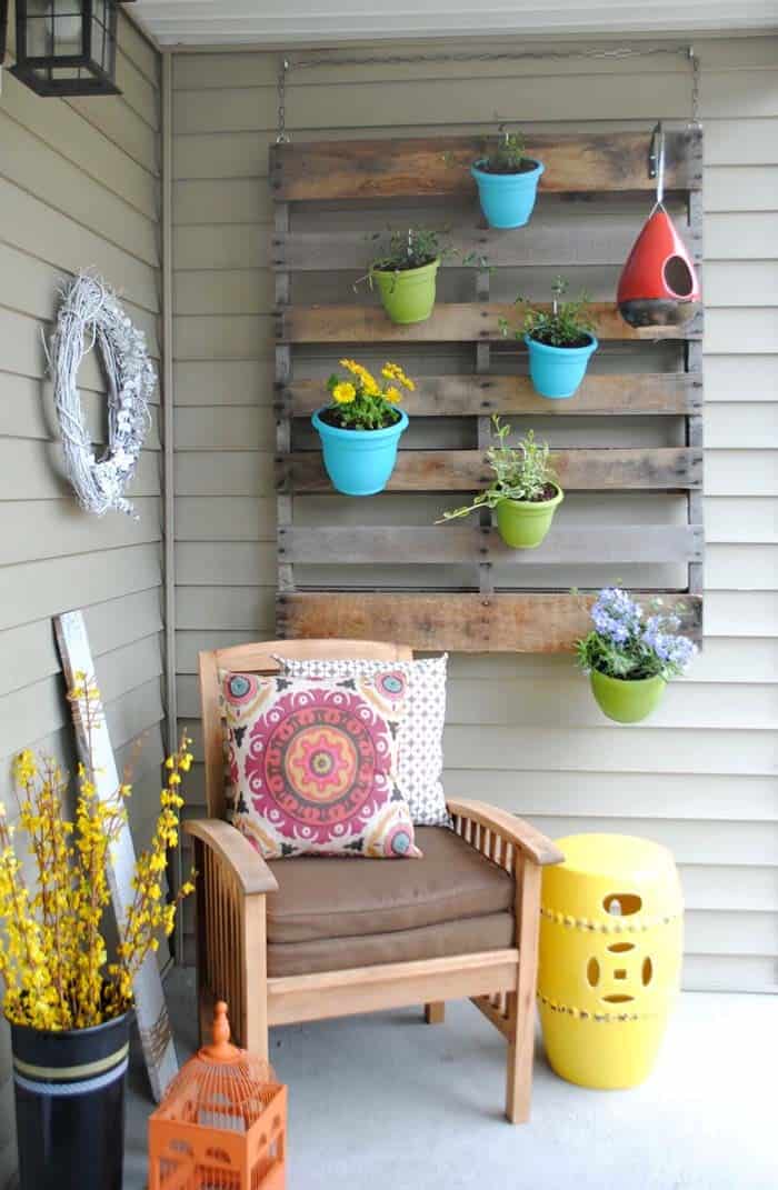 Create a Vertical Pallet Garden