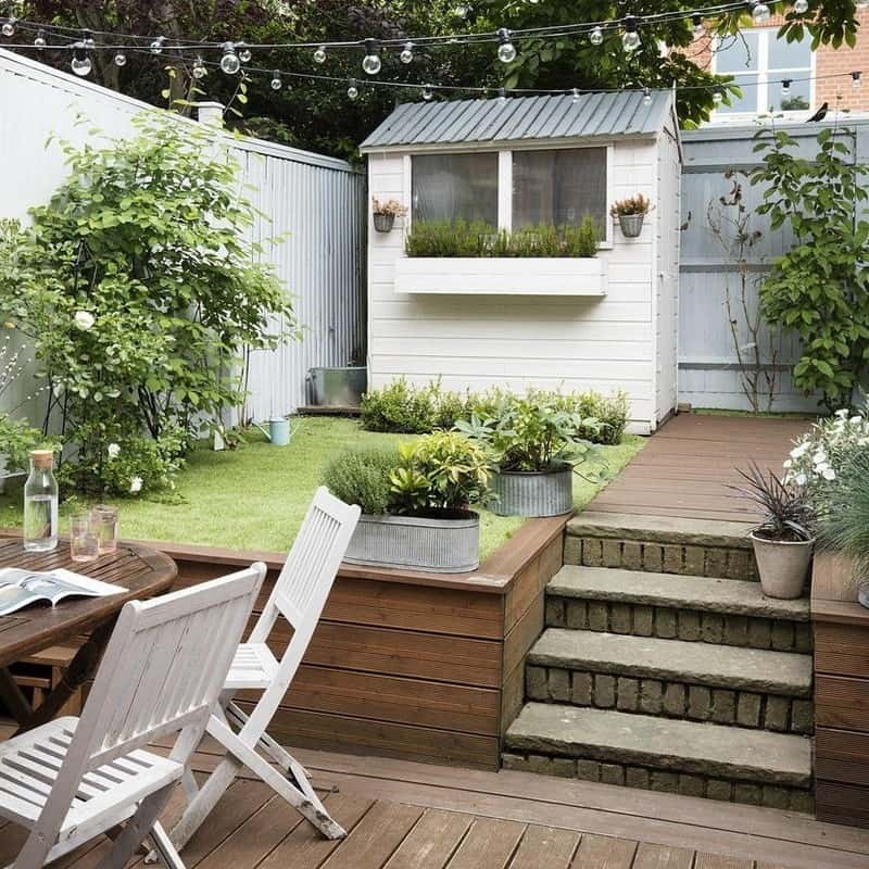 Patio With Raised Garden