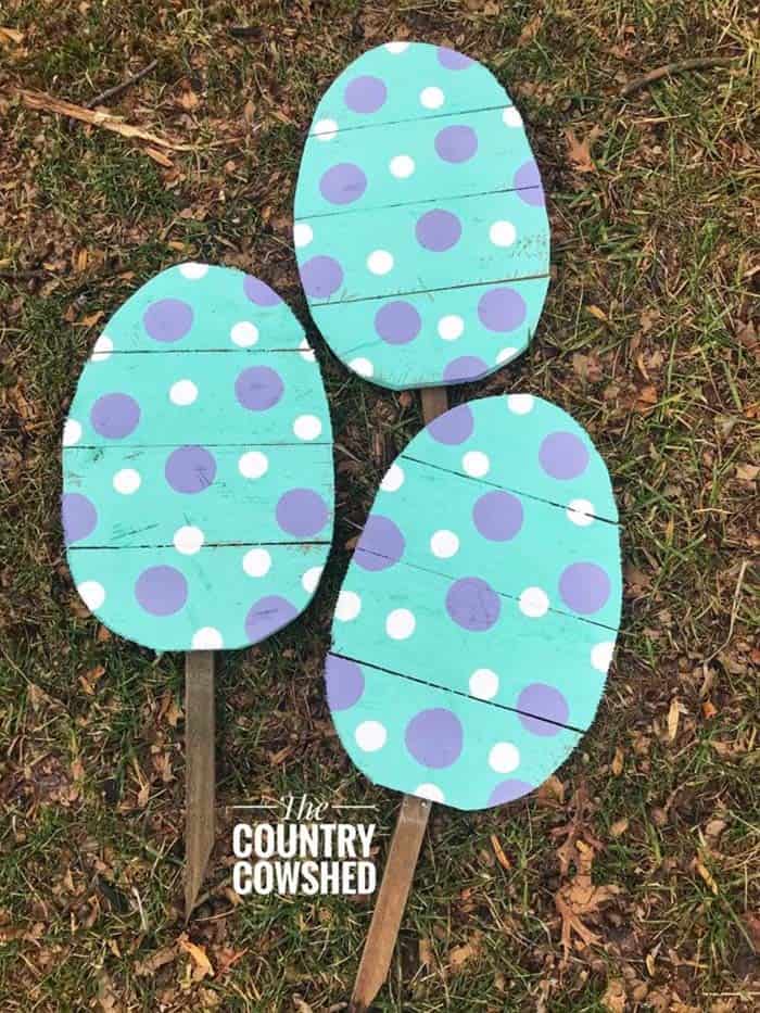 DIY Painted Egg Stakes