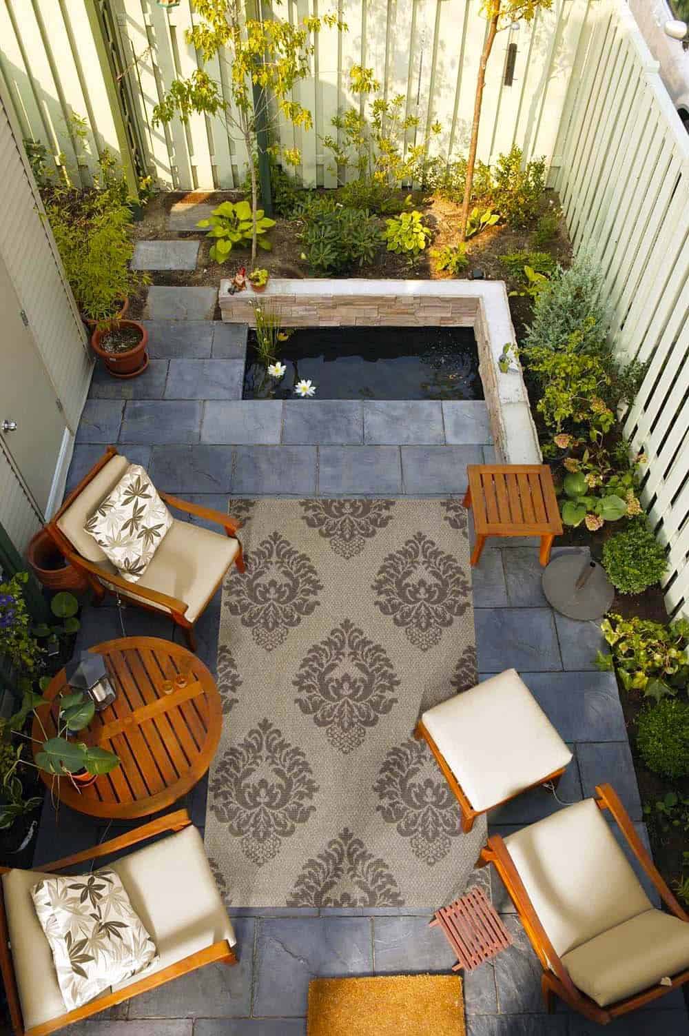 Courtyard Garden Retreat