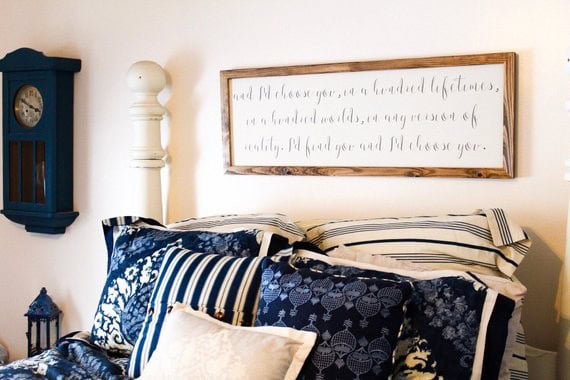 Bring Vintage Touch to Your Bedroom with a Rustic Headboard