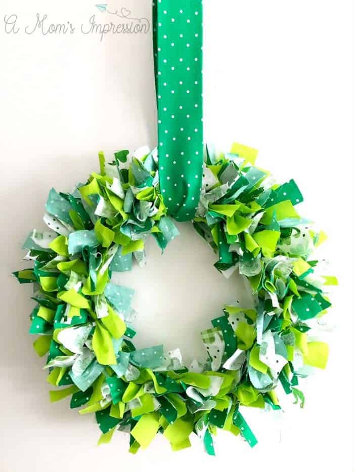 Decorate with a Hanging St. Patrick’s Day Fabric Wreath