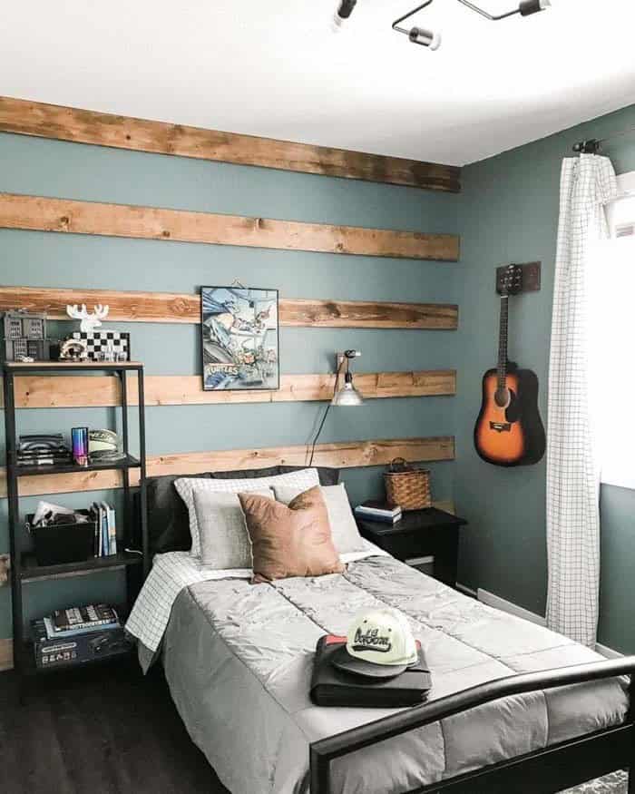 A Different Idea For A Statement Wall With Planks