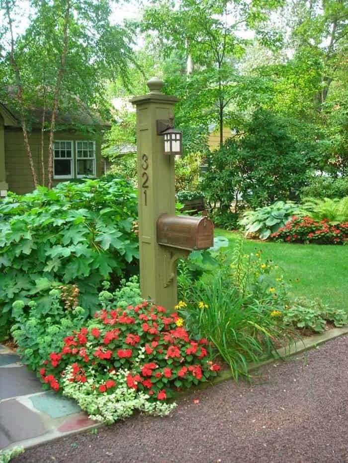 Matching Mailbox and Lantern