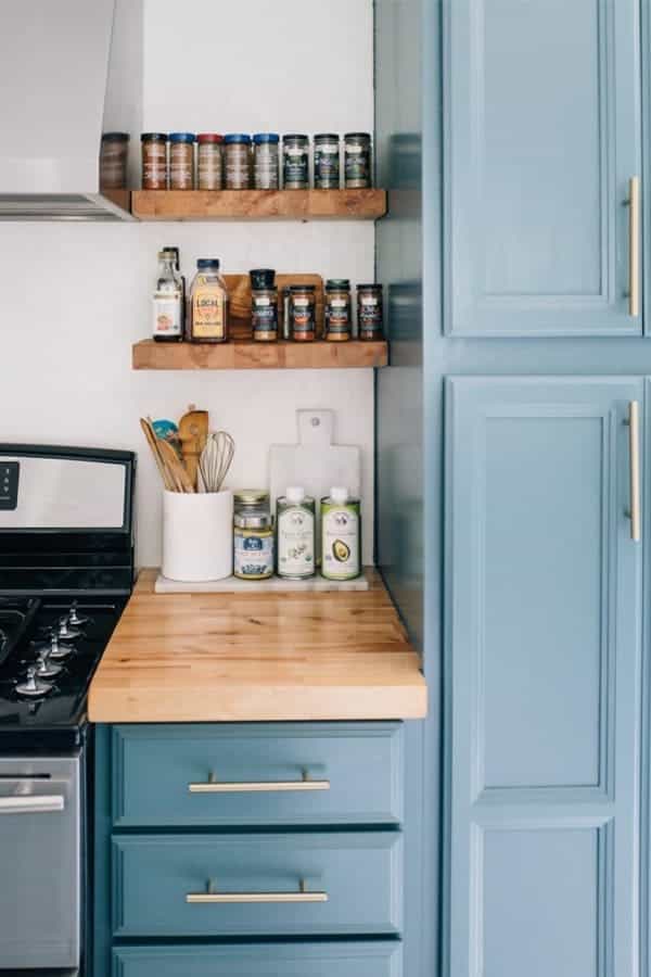 Floating Shelves Fit In Narrow Spaces