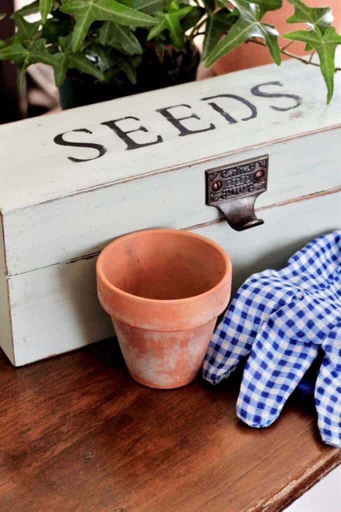 Rustic Garden Seed Organization